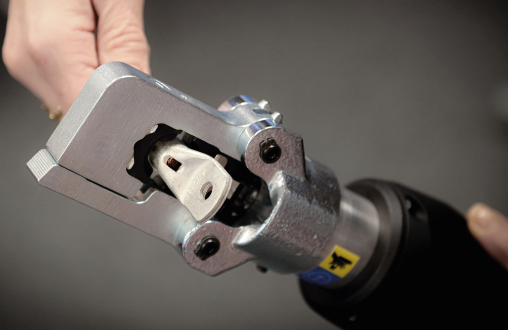 Crimping Standards: The Key to Safe & Reliable Connections - E-Tech  Components